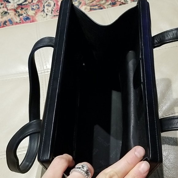 Perlina black hard "A" frame leather handbag - Picture 4 of 7